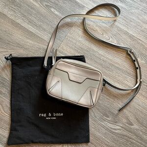 rag & bone genuine leather purse *like NEW*